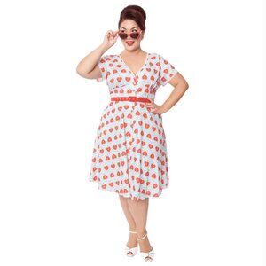 NWT Unique Vintage Framed Hearts Print Swing Dress
